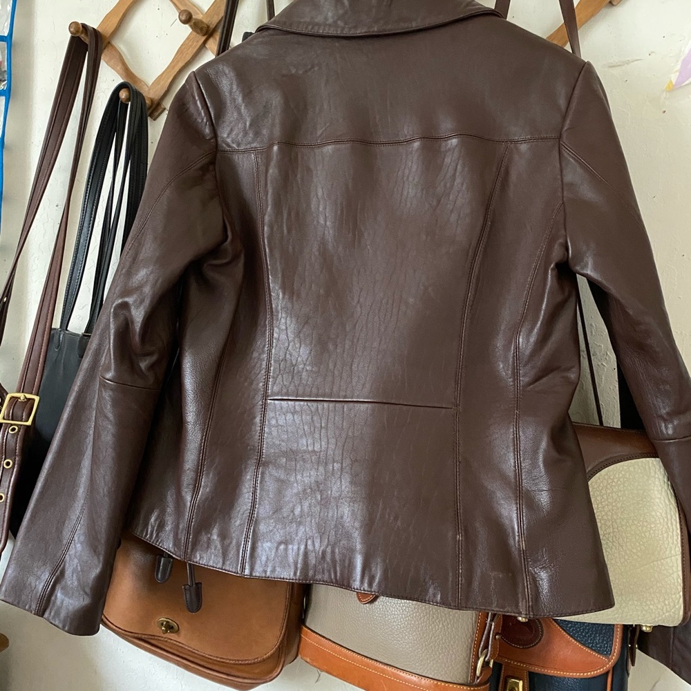 Wilson’s Leather Coat - Picture 2 of 7